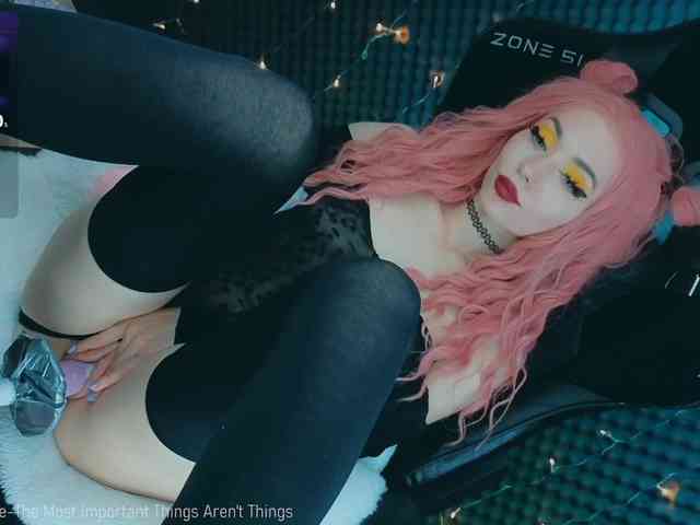 ALYSSA_KASATKA webcam