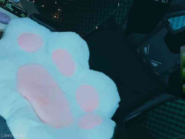ALYSSA_KASATKA webcam