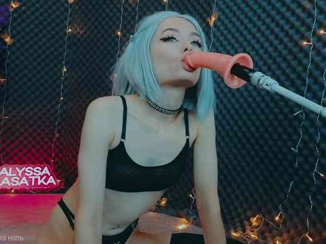 ALYSSA_KASATKA webcam