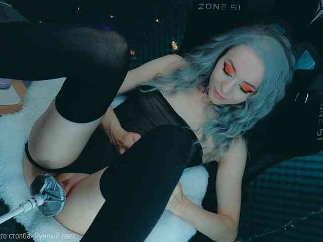 ALYSSA_KASATKA webcam