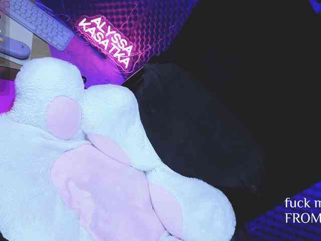 ALYSSA_KASATKA webcam