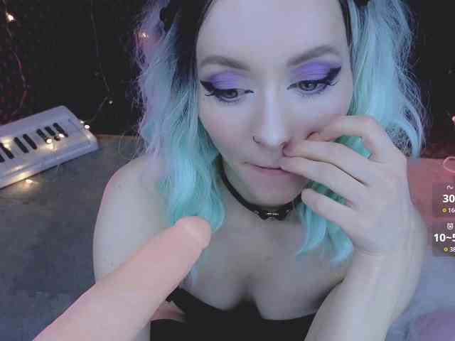 LISA-ALYSSA LISA-ALYSSA