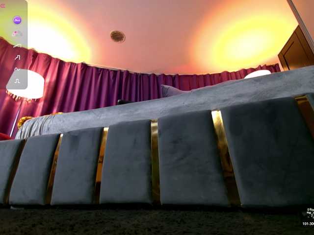 EmpressDesire's BongaCams show and profile