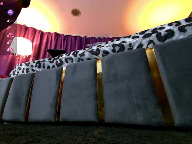 EmpressDesire's BongaCams show and profile