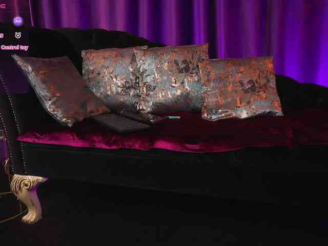 EmpressDesire webcam