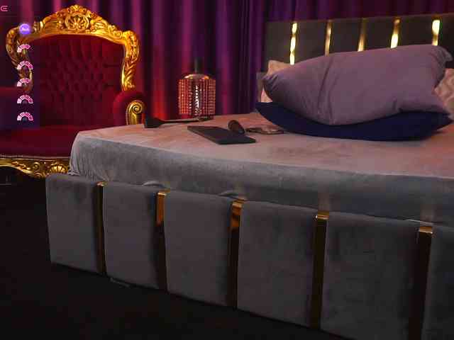 EmpressDesire webcam