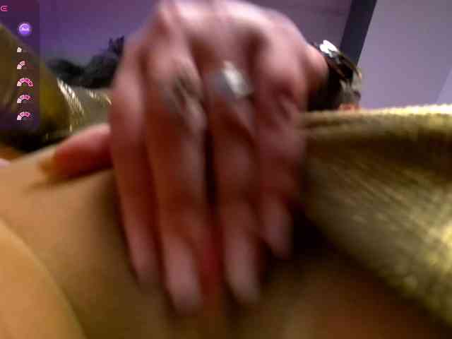 EmpressDesire webcam