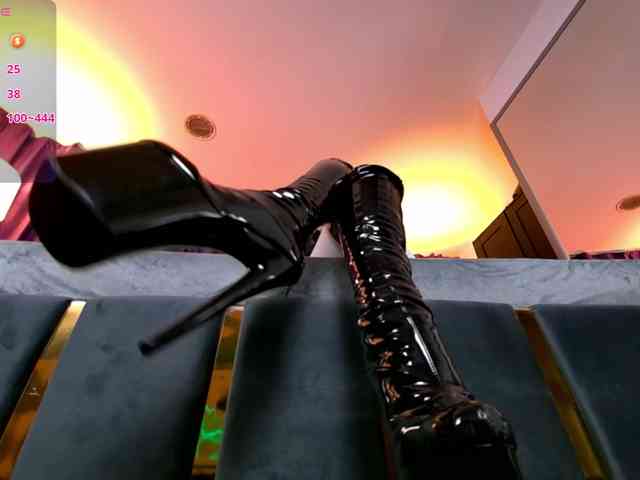 EmpressDesire webcam