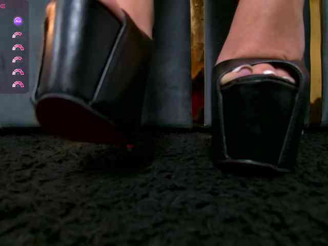 EmpressDesire webcam