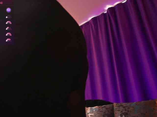 EmpressDesire webcam