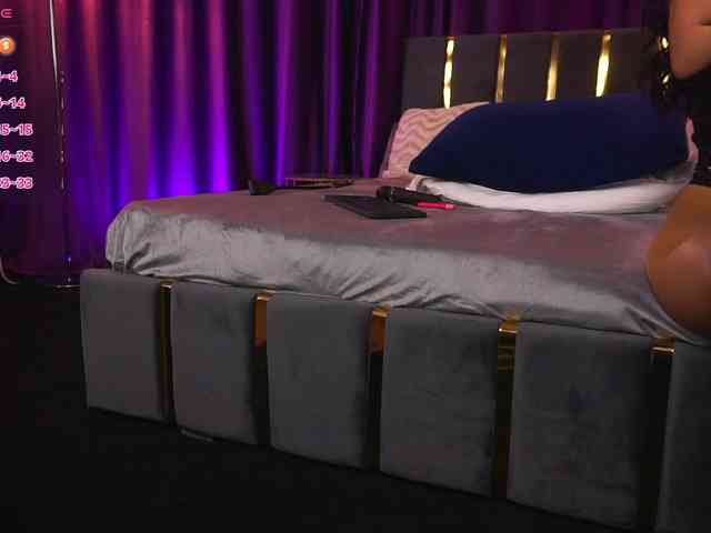 EmpressDesire webcam