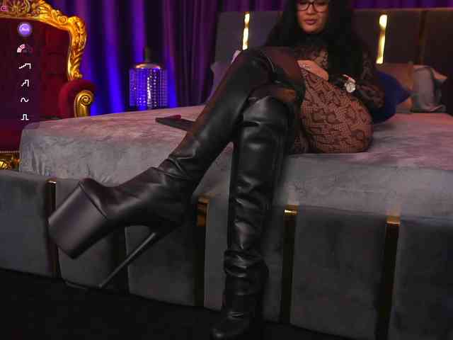 EmpressDesire webcam