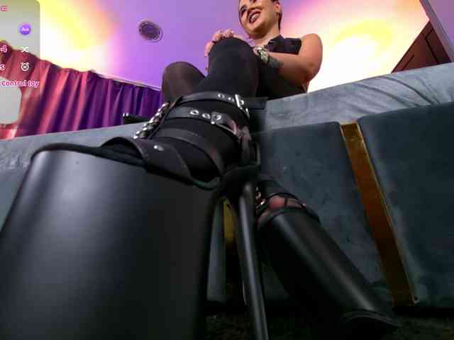 EmpressDesire webcam