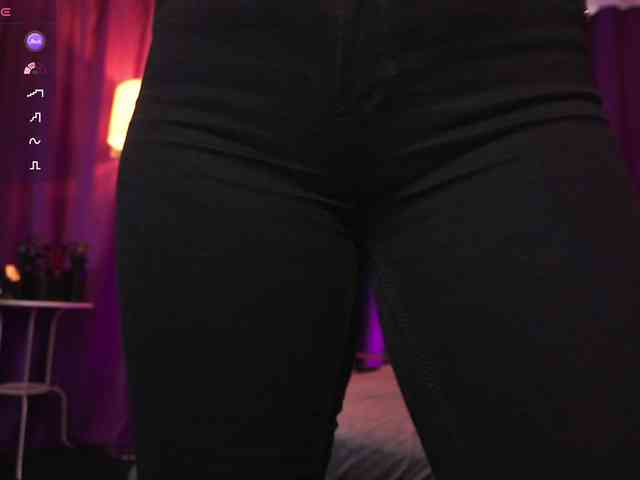 EmpressDesire webcam