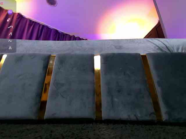 EmpressDesire webcam