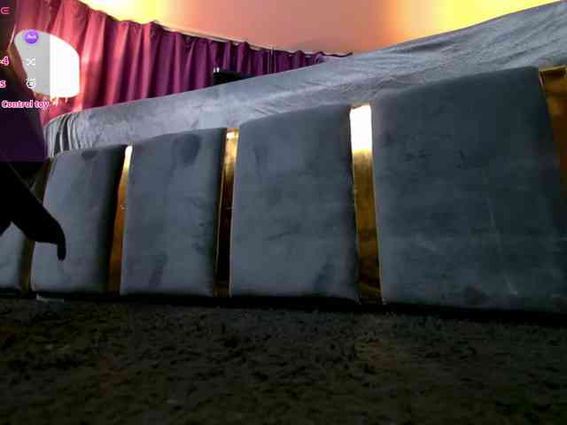 EmpressDesire webcam