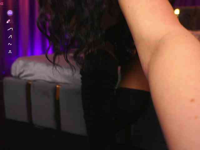 EmpressDesire webcam