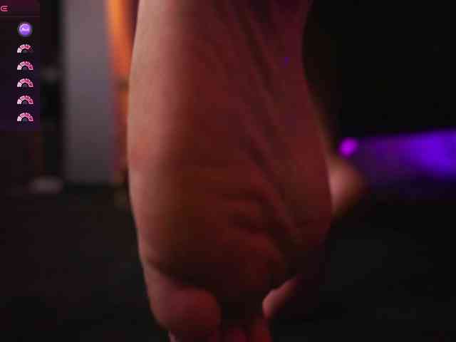EmpressDesire webcam