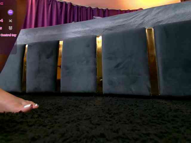 EmpressDesire webcam