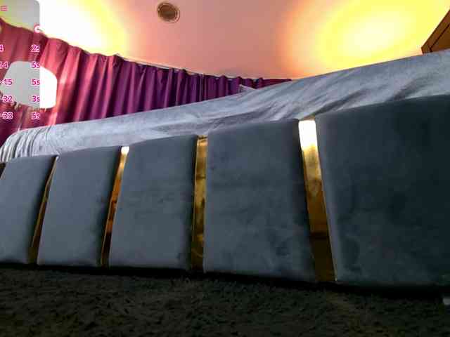 EmpressDesire webcam