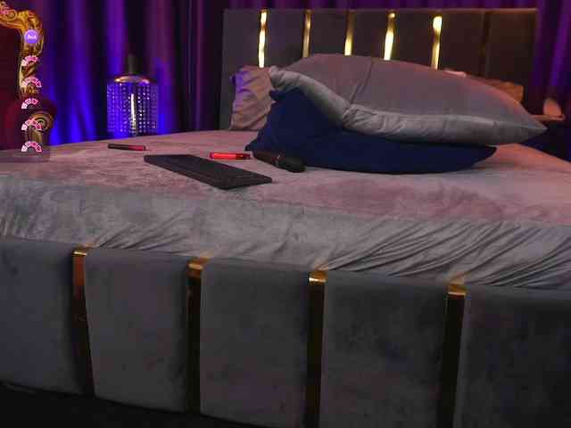 EmpressDesire webcam