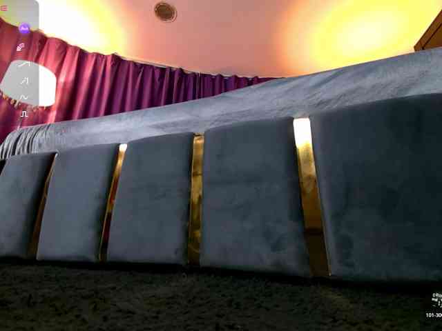 EmpressDesire webcam