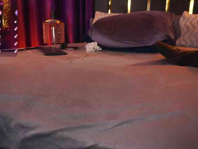 EmpressDesire webcam