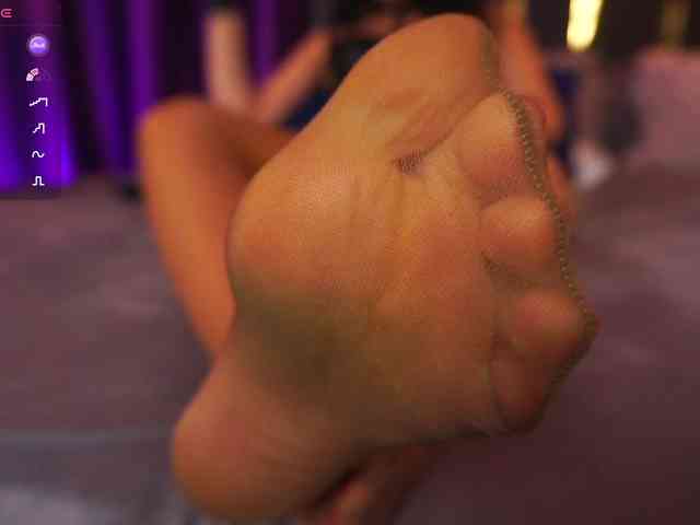 EmpressDesire webcam