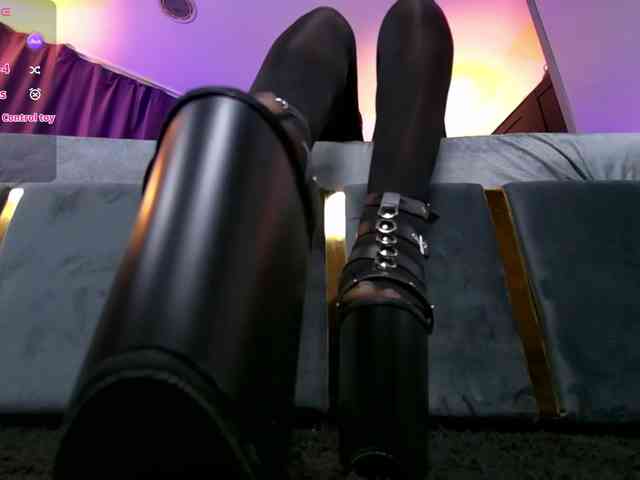 EmpressDesire webcam