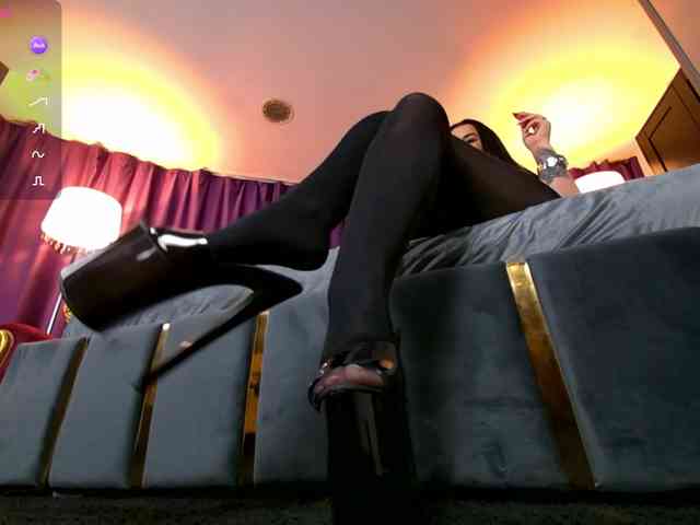 EmpressDesire webcam