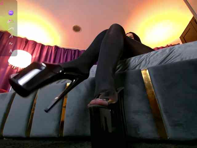 EmpressDesire webcam