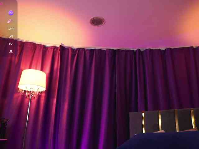 EmpressDesire webcam