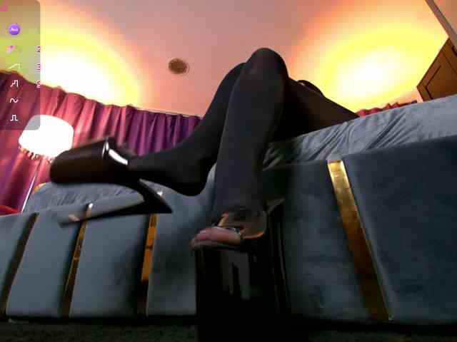 EmpressDesire webcam