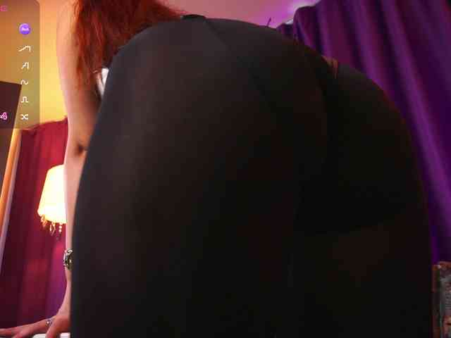 EmpressDesire webcam