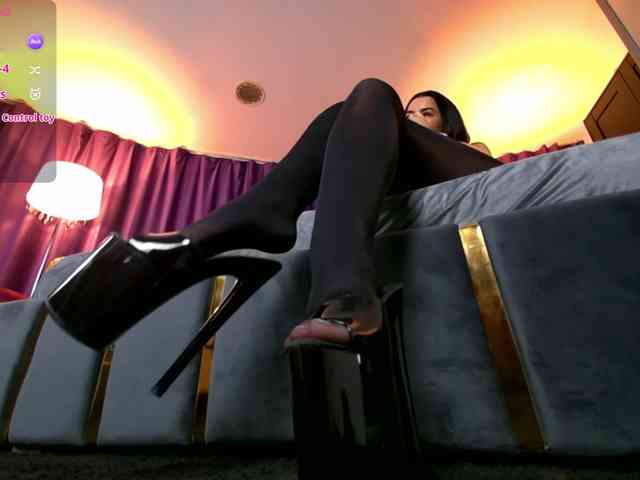 EmpressDesire webcam