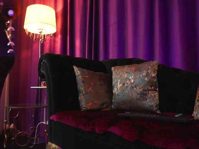 EmpressDesire webcam
