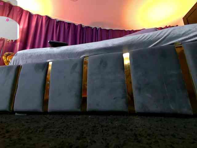 EmpressDesire webcam