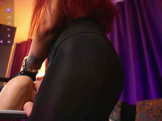 EmpressDesire webcam