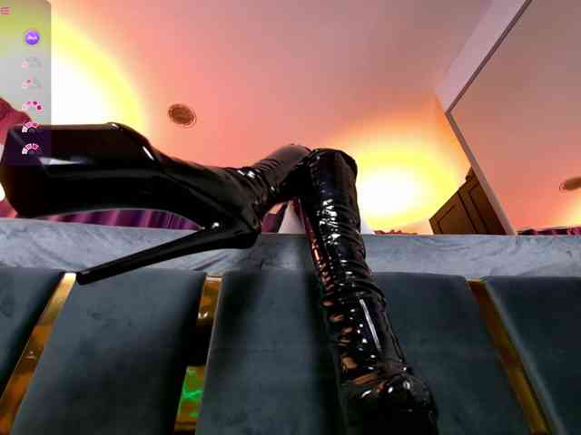 EmpressDesire webcam