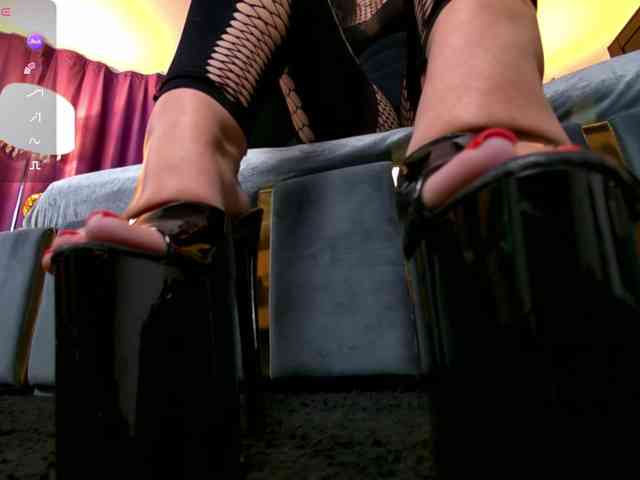 EmpressDesire webcam