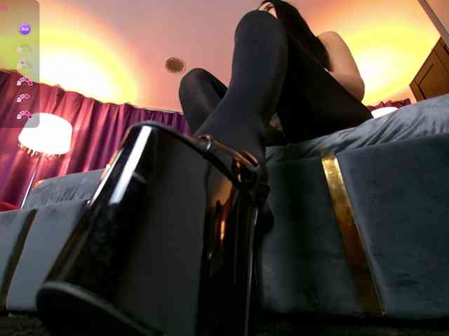 EmpressDesire webcam