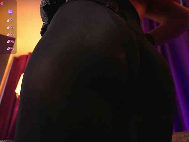 EmpressDesire webcam