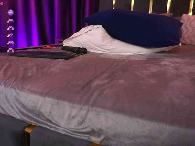 EmpressDesire webcam