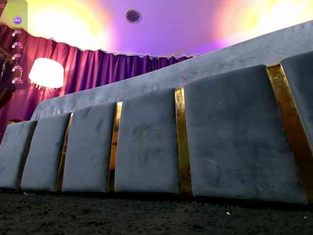 EmpressDesire webcam