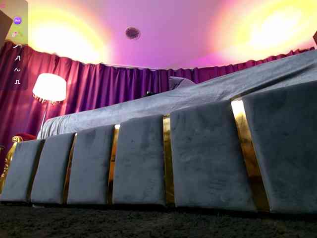 EmpressDesire webcam