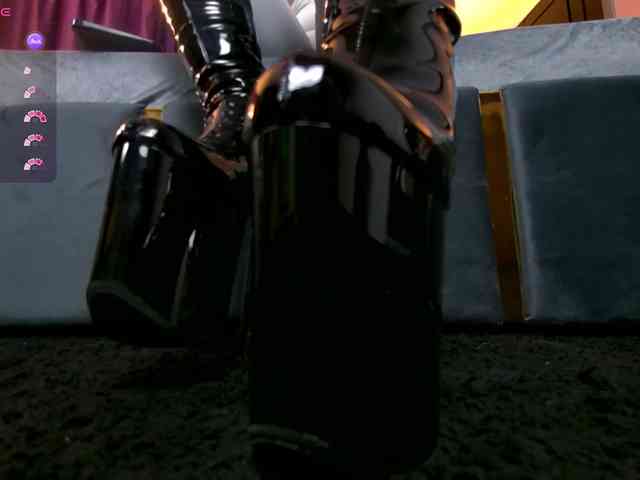 EmpressDesire webcam