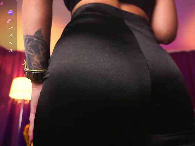 EmpressDesire webcam