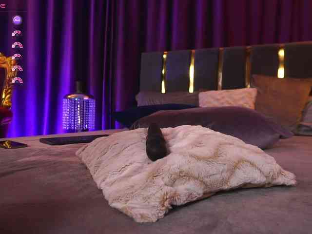 EmpressDesire webcam