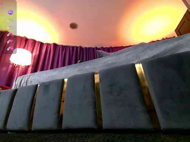 EmpressDesire webcam