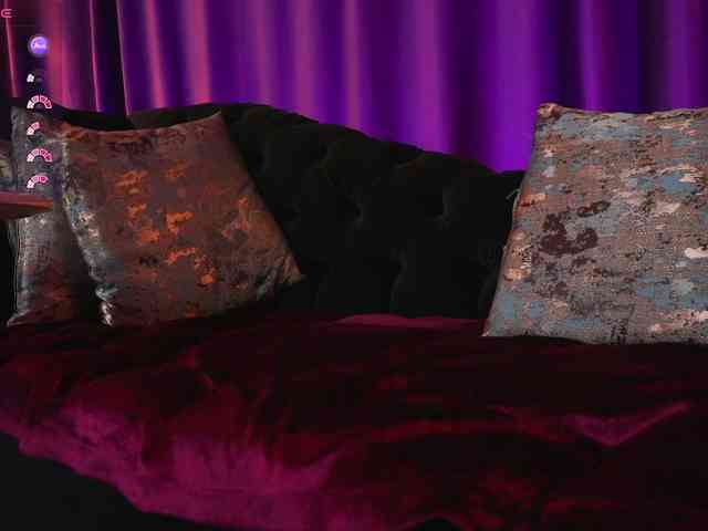 EmpressDesire webcam